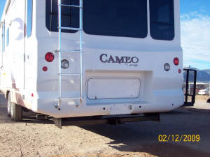 Class lll hitch installed on 5th wheel travel trailer
